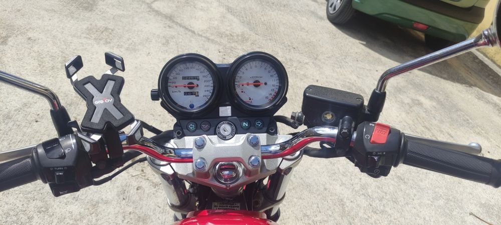Honda Hornet 600 (1998) 69kw livrete
34.465 kms