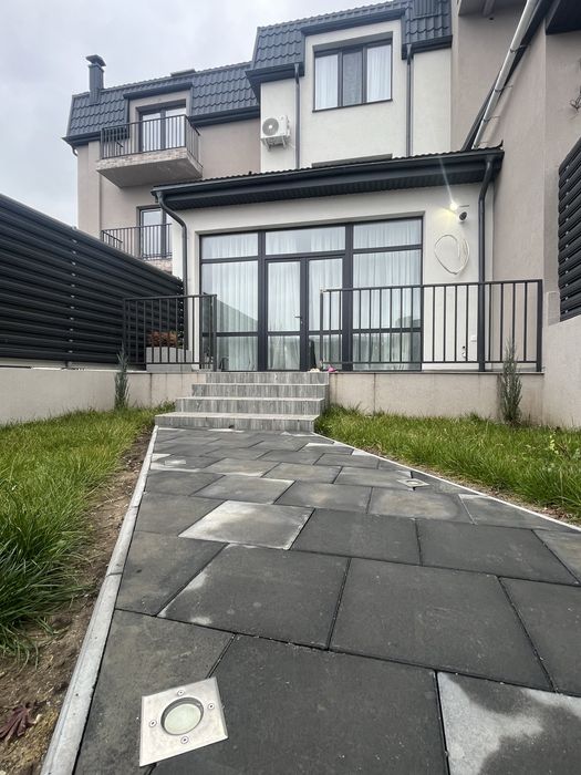 Будинок з Сучасним Євроремонтом + Басейн + Барбекю зона