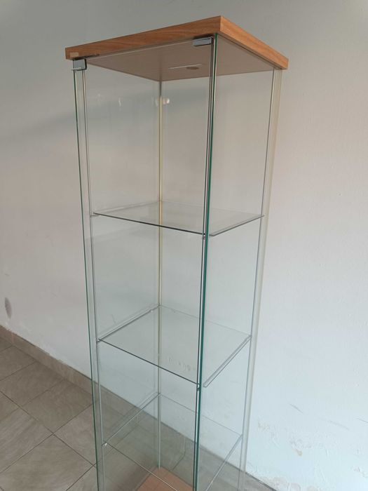 Witryna Gablota Ikea Detolf