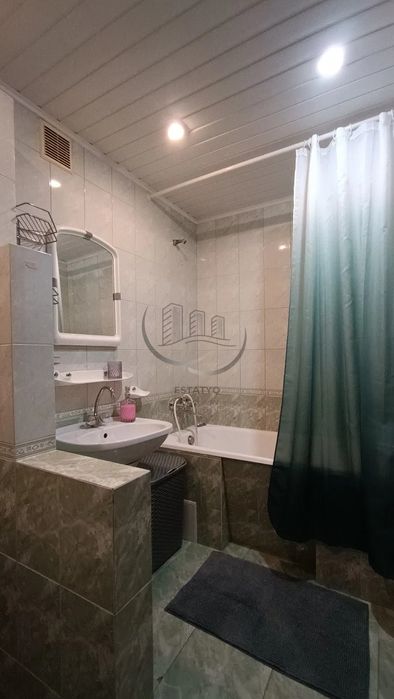 Здам 2 кімнатну квартиру, м. Наукова.