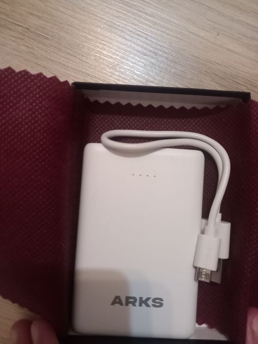 Powerbank biały Arks