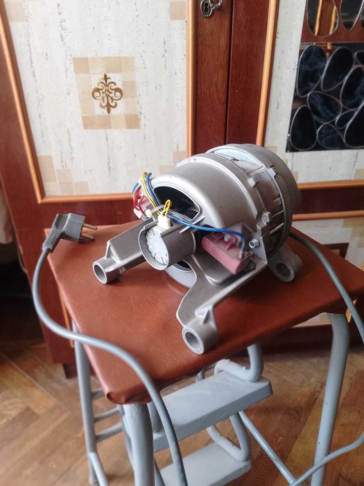 Двигатель от стиралки Канди
