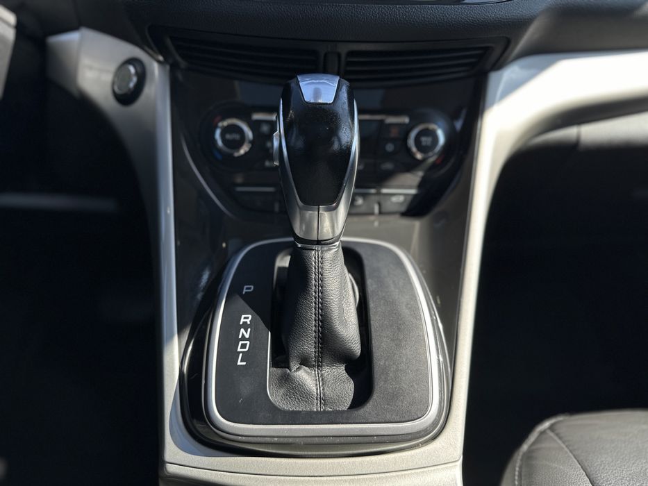 Ford C-max  hybrid sel