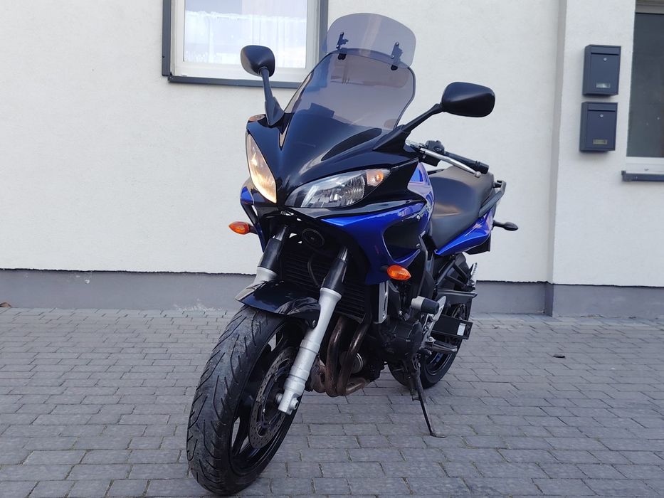 FZ6 z ABS od kobiety;-)