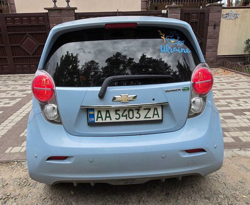 Електромобіль Chevrolet Spark EV 2015