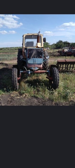 Продам трактор юмз 6л