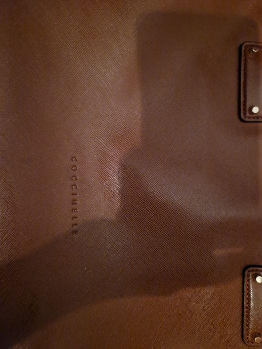Vendo Pasta / Mala em Pele