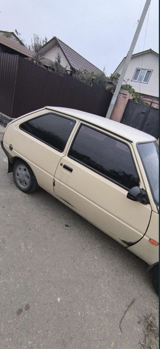 Заз Таврия 1102.
