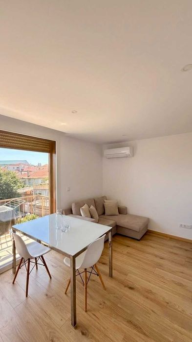 Arrenda-se T0 Novo a partir de 1 de Agosto - Totalmente Equipado e Mobilado – Águas Santas – 900€/mês