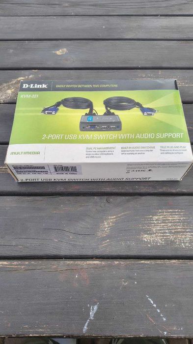 KVM-перемикач D-Link KVM-221