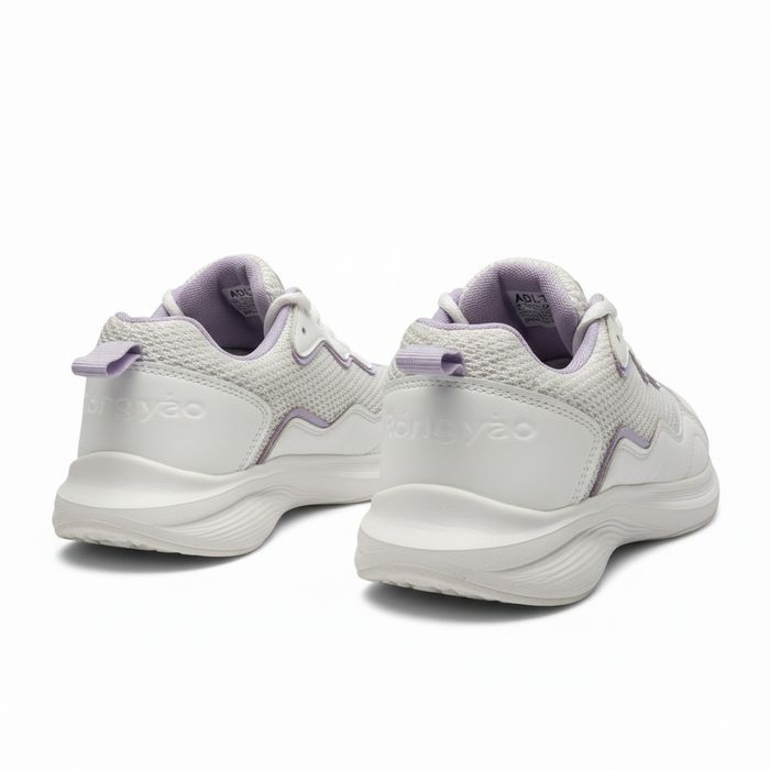 Стильні жіночі кросівки