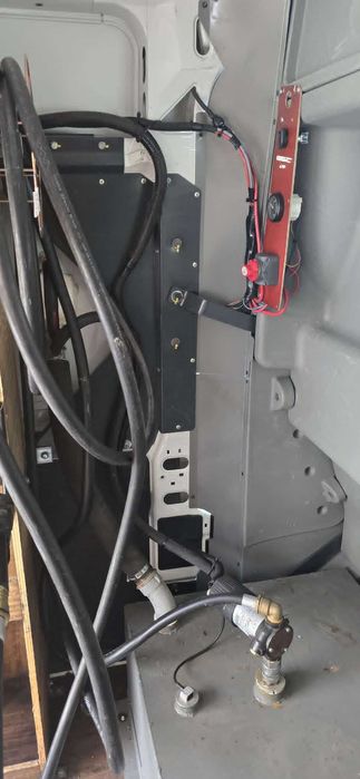 Zbiornik mobilny na olej napędowy o pojemności 250l