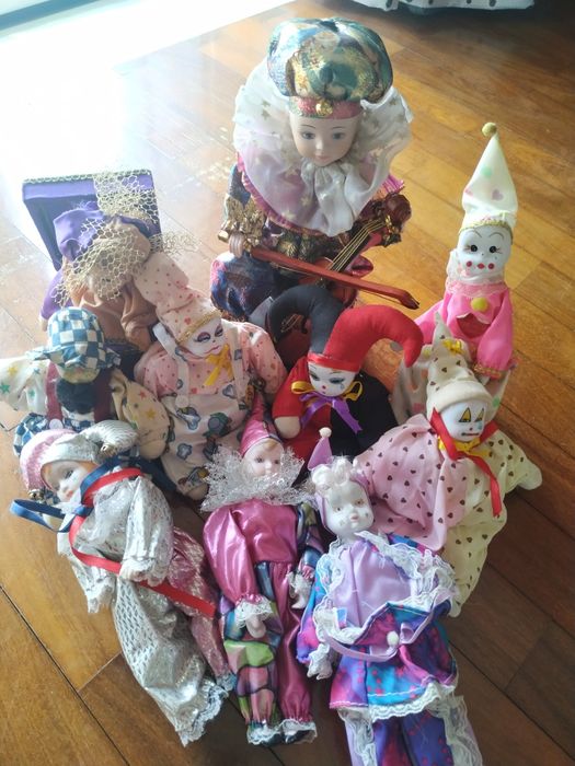 Coleção de 10 palhaços de porcelana