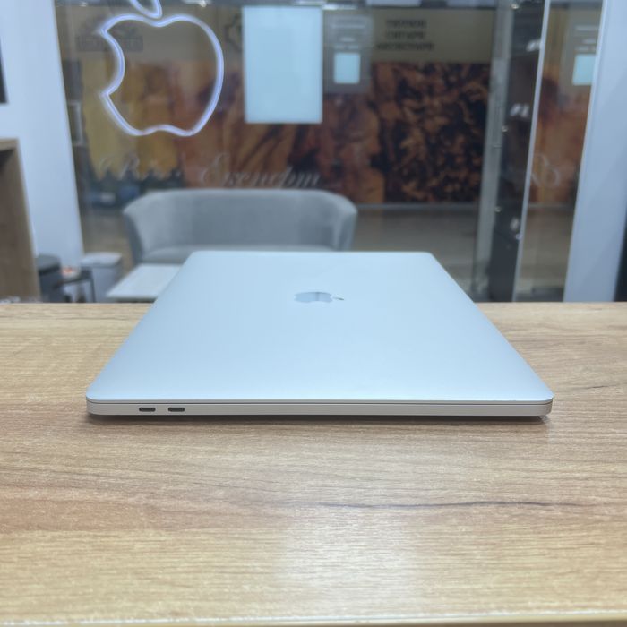 macbook pro 16 2019 i9 64gb - купити ноутбуки - Ціна на OLX.ua
