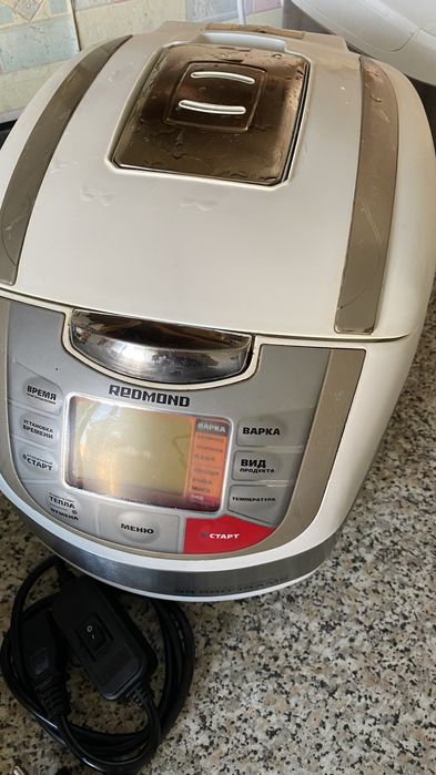 Мультиварка Redmond под ремонт