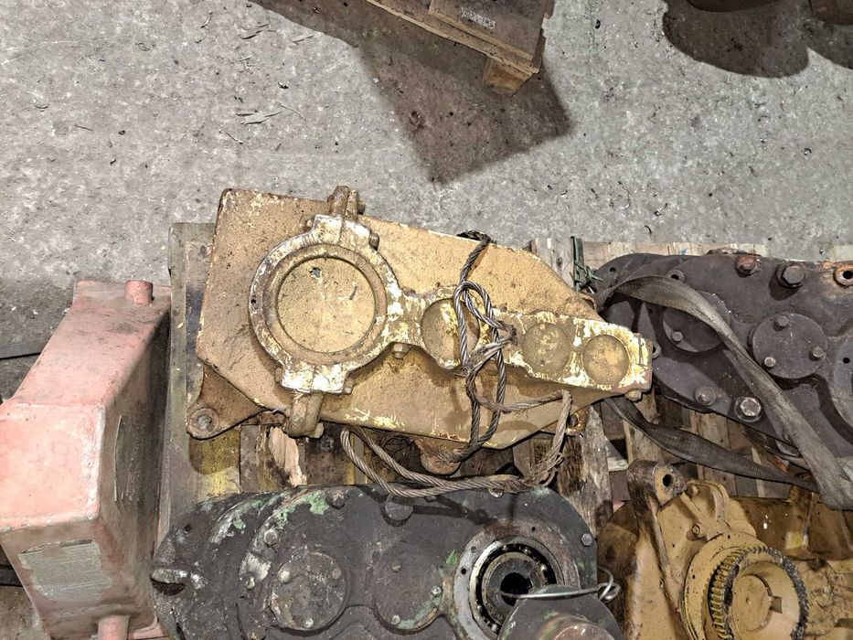 Редуктор крановый В-400