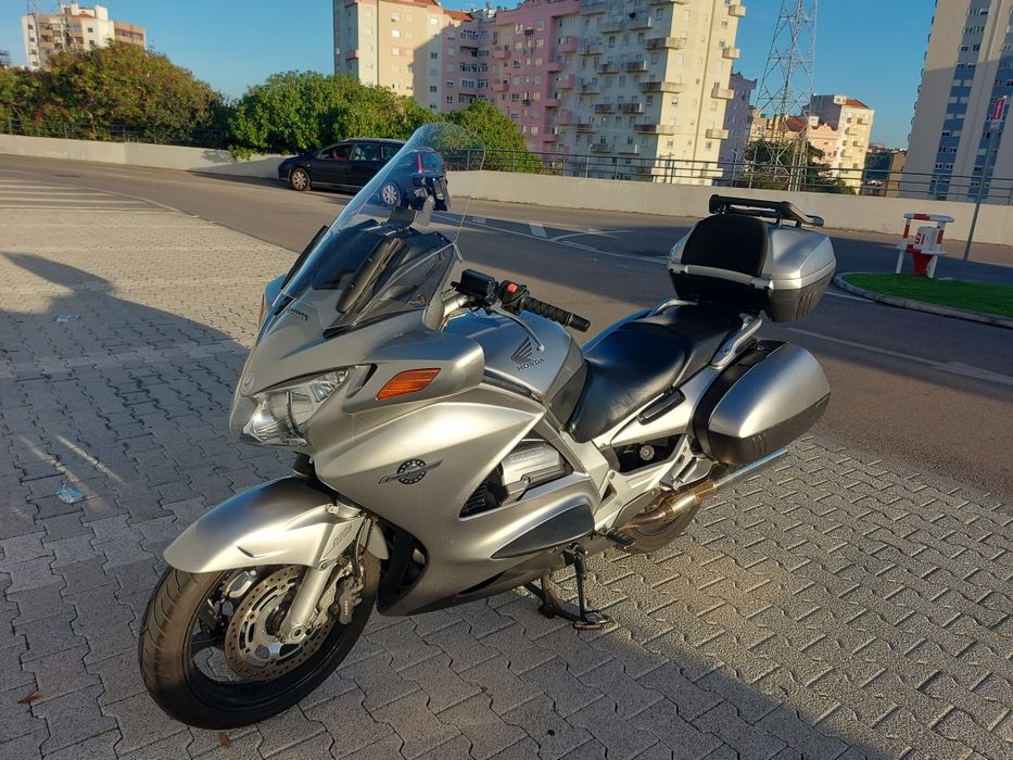Moto, Honda Pan European St1300