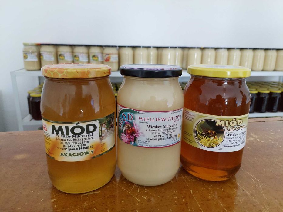 Miód z własnej pasieki. Lipowy, akacjowy, wielokwiatowy.