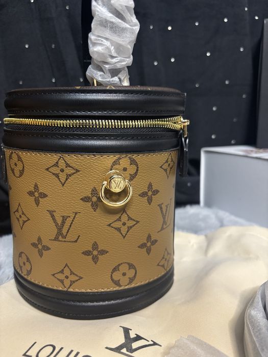 Nowa torebka z workiem i pudelkiem Louis Vuitton