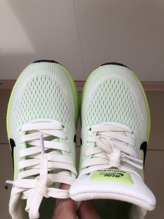 Жіночі літні кросівки nike