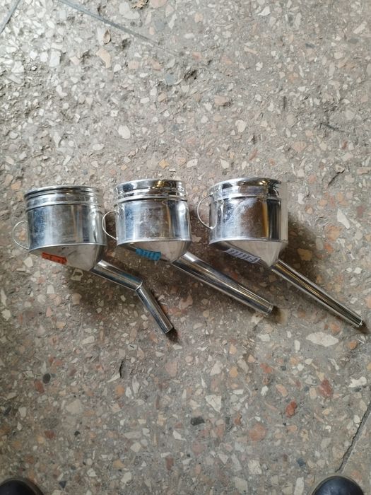 Лейка для заливки топлива