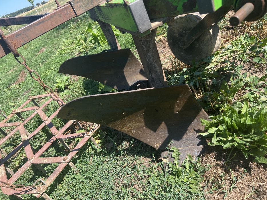 Плуг Bomet висока стійка