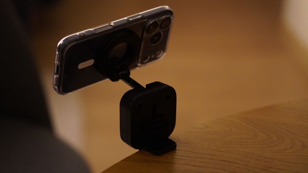 Кріплення магнітне для iPhone або Андроїд з MagSafe