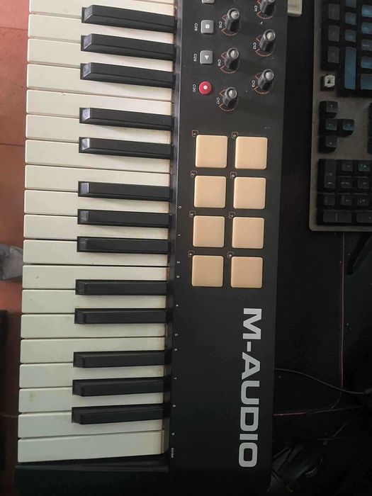 M-Audio Oxygen 61 MKV MIDI Keyboard