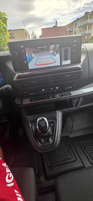 Toyota Proace Verso brutto