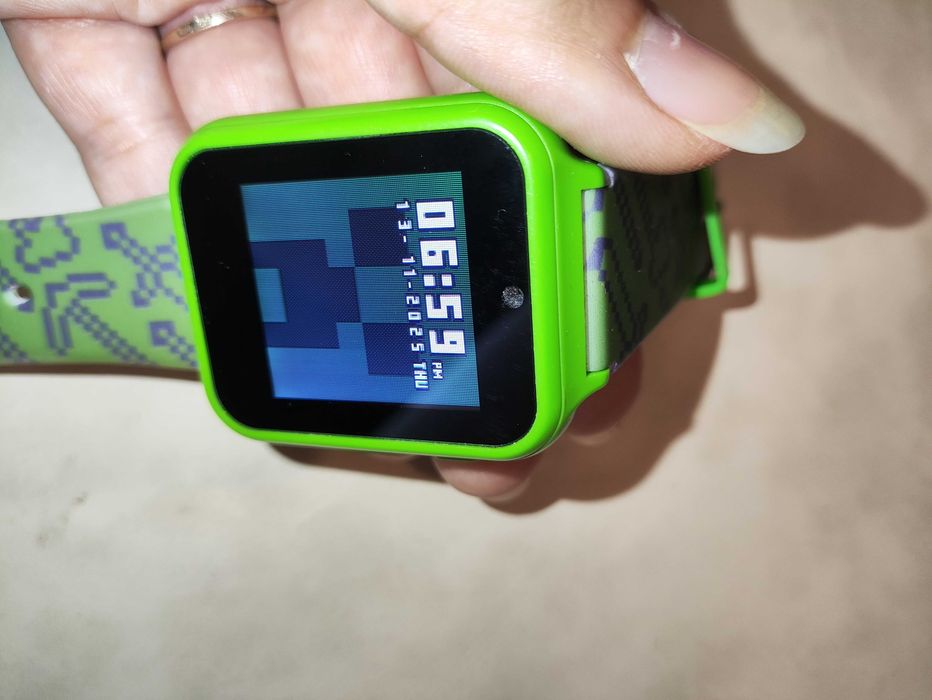Zegarek Minecraft smartwatch