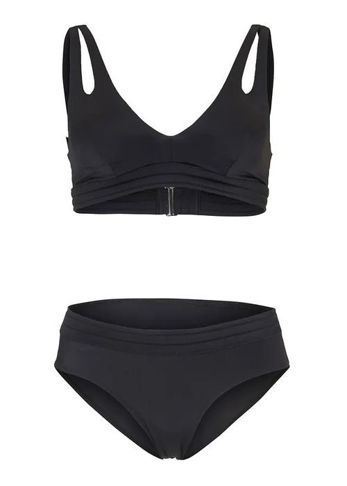 B.P.C bikini czarne (2-części) z figami 40.