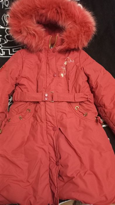 Продам пуховик для дівчинки