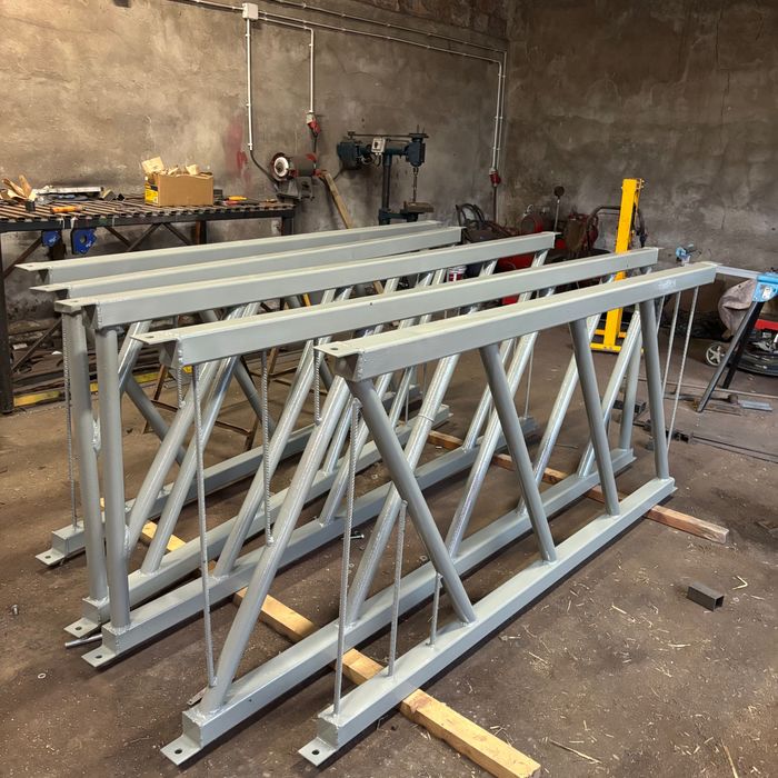 Drabina paszowa wygrodzenia okólniki kojec dla bydła byków krów koni