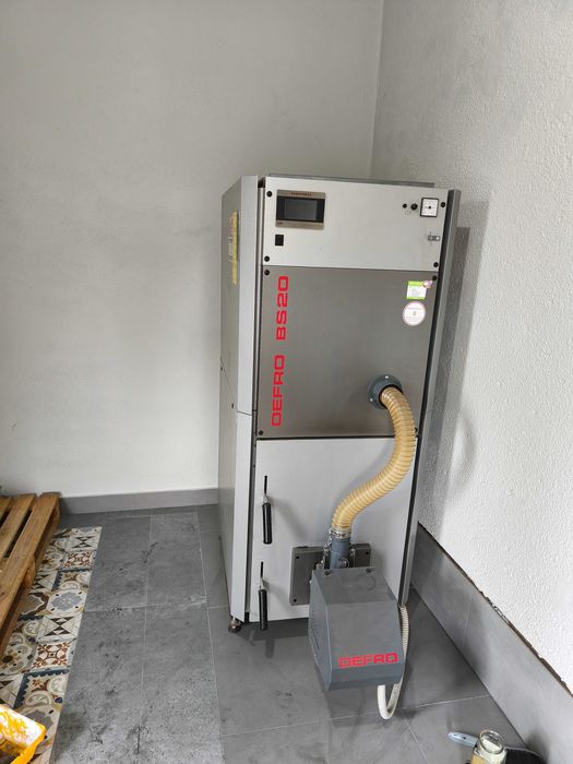 Piec na pellet Defro Bio Slim 20 kw