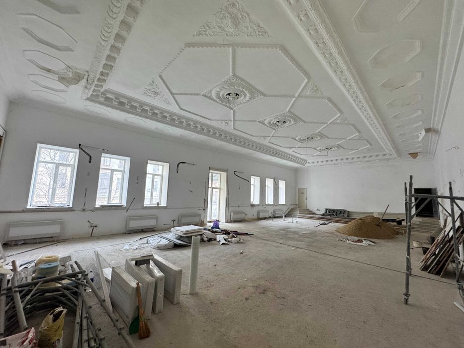 Центр Шевченко приміщення 700 кв.м. ремонт ціна 550 тис. у.о.