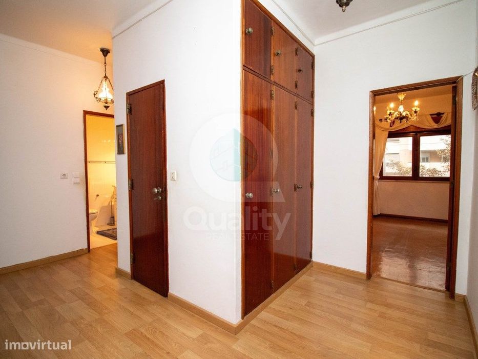 Apartamento T3 em Barreiro com Terraço e Elevador — Alto Do Seixalinho, Santo André E Verderena, Setúbal