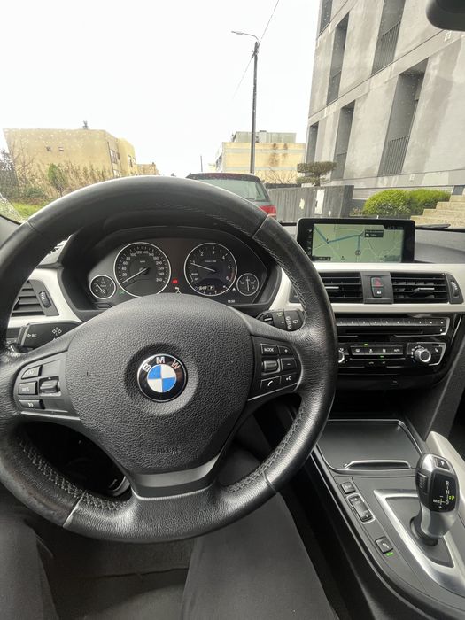Bmw 318d Touring 2017(auto)