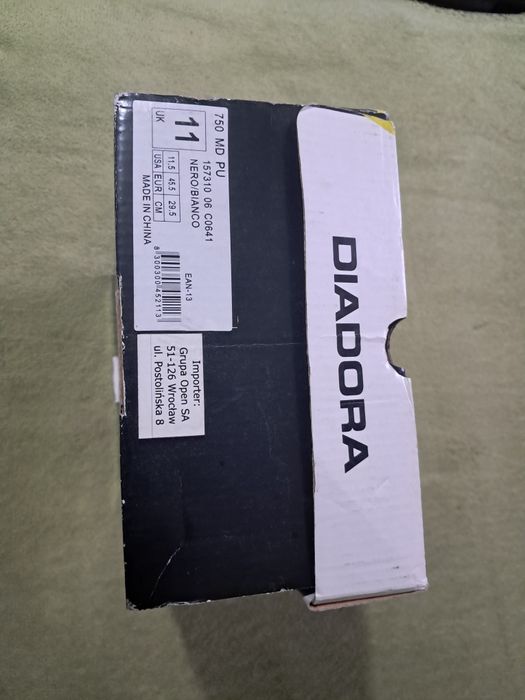 Кросівки, бутси футбольні Diadora