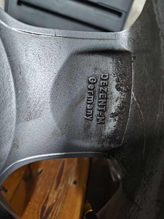 Felgi  aluminiowe Dezent 16