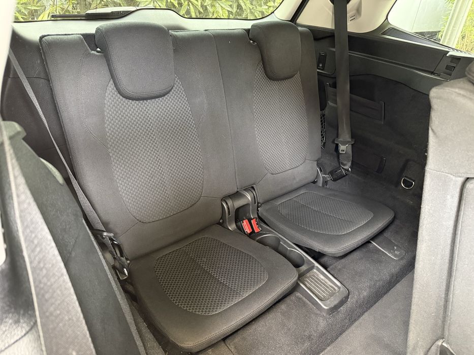 BMW 216 Gran Tourer — fotografia 12