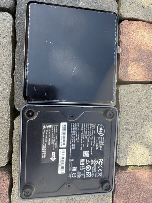 Міні ПК NUC10.