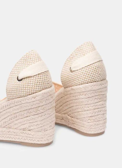 Espadryle Nowe na koturnie rozmiar 39