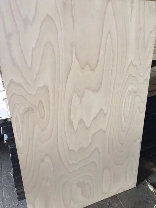 Sklejka fornirowa buk 5mm 2500x1250mm