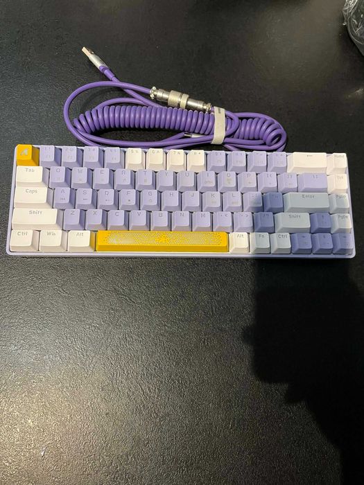 Klawiatura mechaniczna YINDIAO T8 60% niebieskie switche