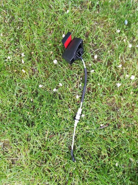 tesla 3 dźwignia linka składania oparcia tył oryg