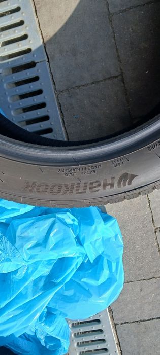 Opony zimowe Hankook 225 45 18