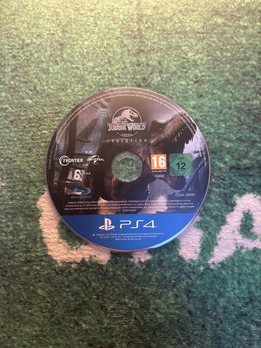 Gra jurassic world evolution na konsole ps4