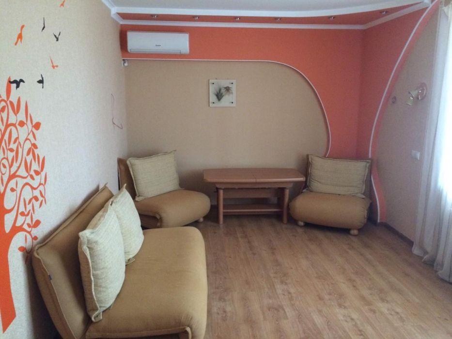 Оренда 2 кім квартира вул Автозаводська 16/16