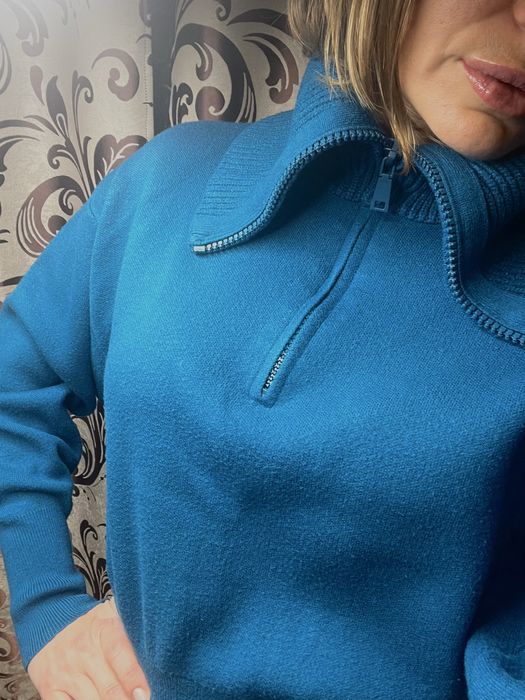 Светр від ZARA