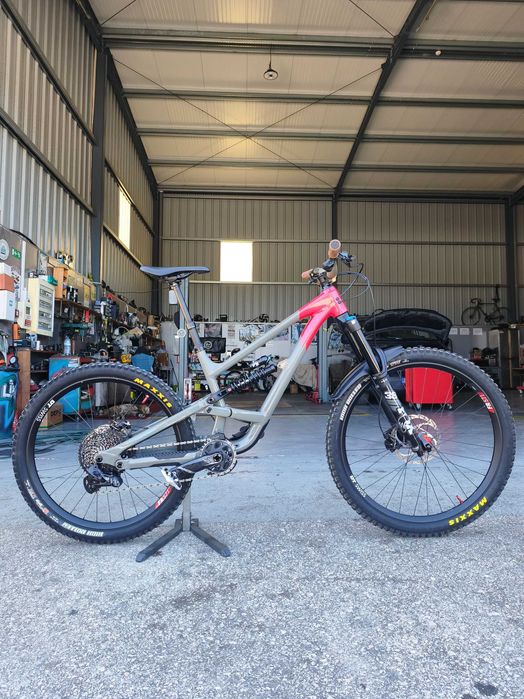 Quadro bicicleta YT Capra 2024